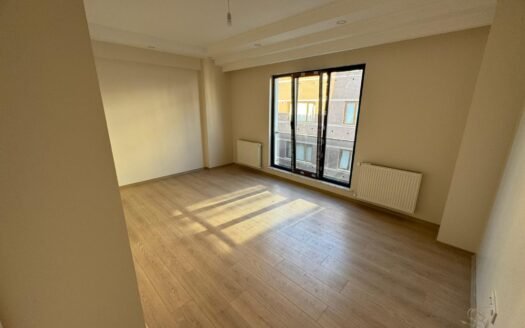 BAYRAMPAŞA YENİDOĞAN MAHALLESİ SATILIK LÜX 2. ARA KAT DAİRE